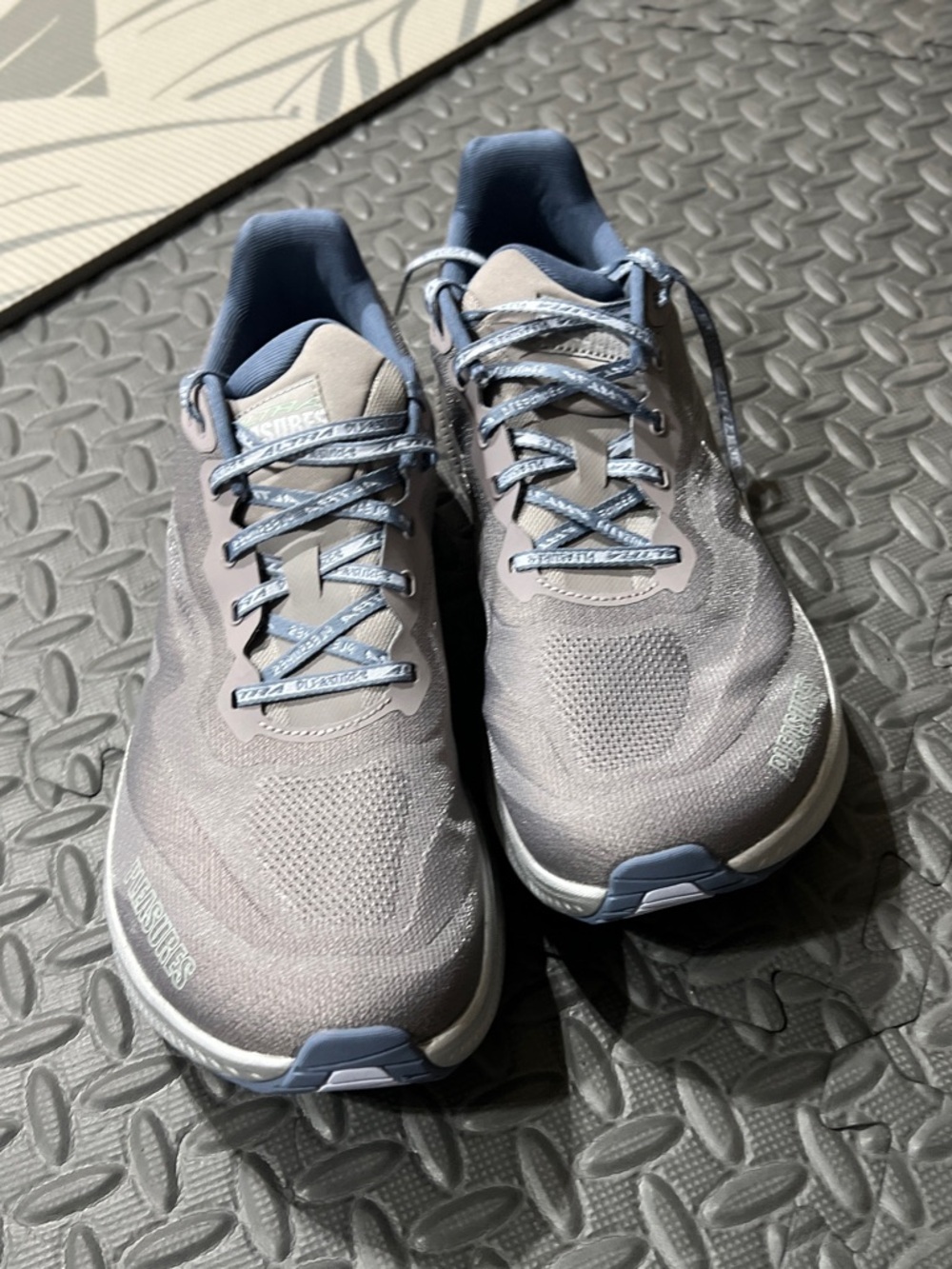 Altra x PLEASURES Experience Flow 3 (Men’s 12)
